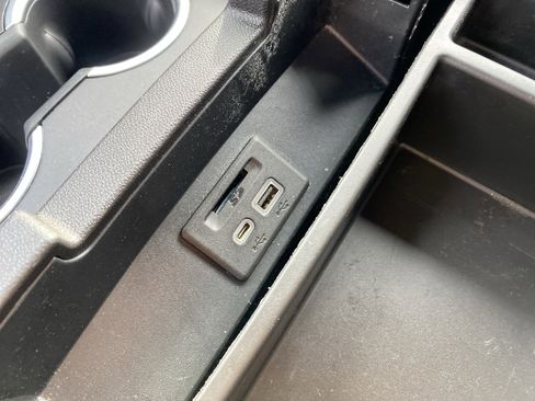 Used 2021 Chevrolet Tahoe Z71 w/ Z71 Signature Package image 69