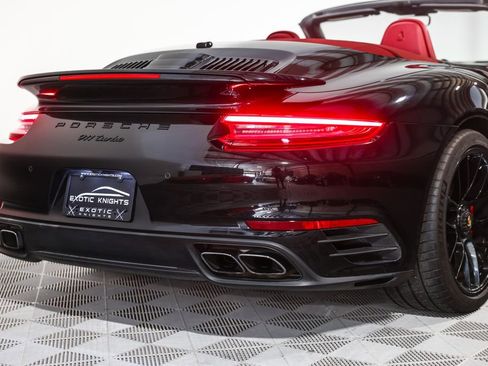 Used 2019 Porsche 911 Turbo image 7