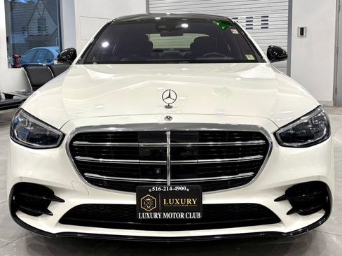 Used 2022 Mercedes-Benz S 500 4MATIC image 2