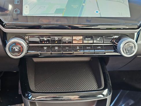 New 2027 Chevrolet Bolt LT image 31