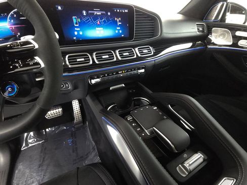 Certified 2024 Mercedes-Benz GLS 63 AMG 4MATIC image 15