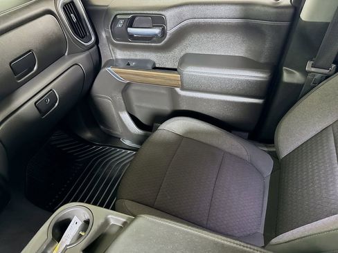 Certified 2021 Chevrolet Silverado 1500 LT RWD image 21