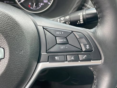 Certified 2023 Nissan Sentra SV FWD image 15
