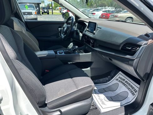 Used 2021 Nissan Rogue SV AWD/4WD image 20