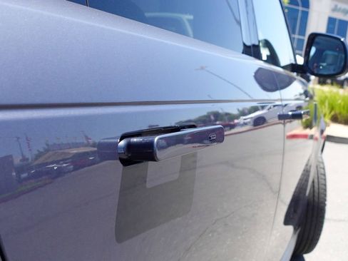 Used 2023 Land Rover Range Rover Sport SE image 6