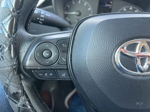 Used 2024 Toyota Corolla LE image 8