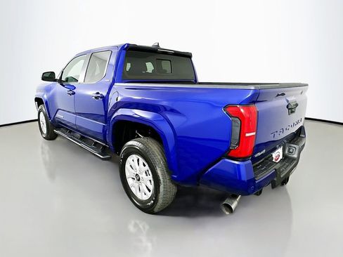 Used 2025 Toyota Tacoma SR5 image 7