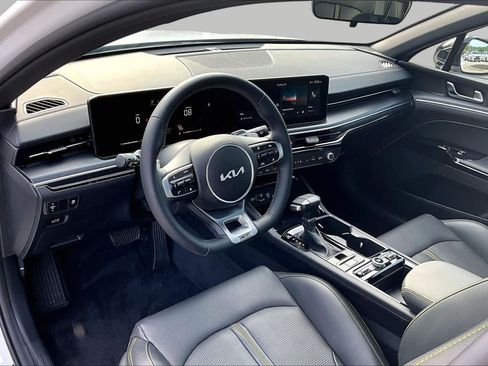 Used 2025 Kia K5 GT FWD image 17