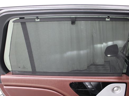 Used 2021 Lincoln Aviator Black Label w/ Class IV Trailer Tow Package image 24