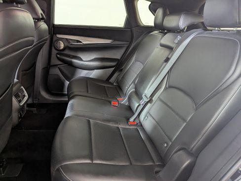 Used 2019 INFINITI QX50 Essential w/ Sensory Package FWD image 18