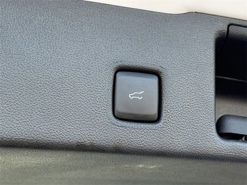 Certified 2022 Ford Escape SEL image 27