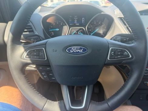 Used 2017 Ford Escape Titanium AWD/4WD image 14