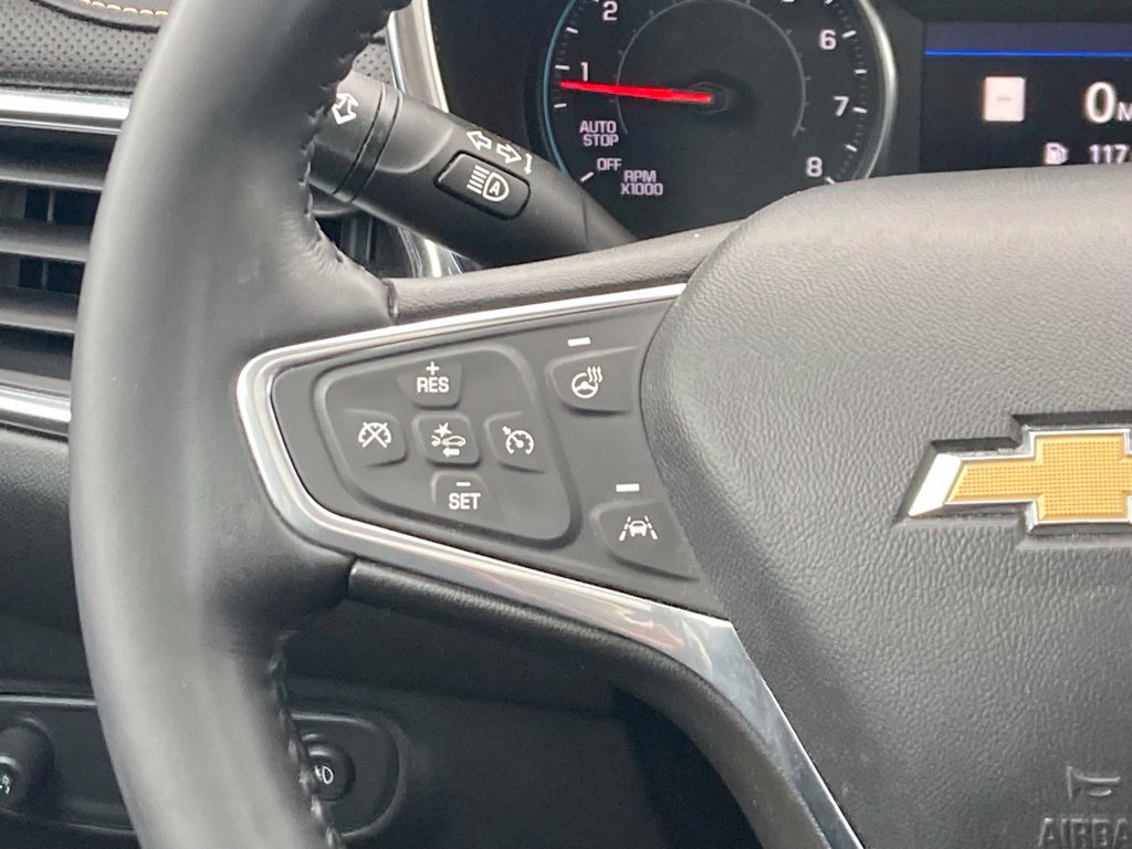 Used 2022 Chevrolet Equinox Premier AWD/4WD image 9