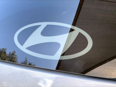 Certified 2025 Hyundai Tucson SEL image 28