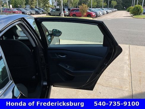 Certified 2023 Honda Accord EX image 18