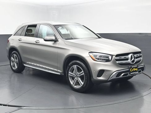 Used 2022 Mercedes-Benz GLC 300 w/ Premium Package Lite image 2