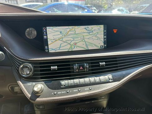 Used 2019 Lexus LS 500 w/ Accessory Package (Z2) RWD image 14