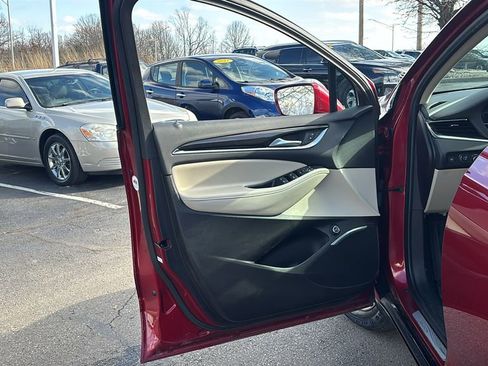 Used 2019 Buick Enclave Essence w/ Trailering Package, 5000 lbs. image 11