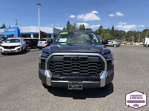 Used 2023 Toyota Tundra Limited w/ TRD Off-Road Package AWD/4WD image 8