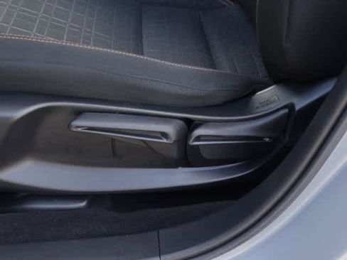 Used 2023 Honda HR-V Sport image 17