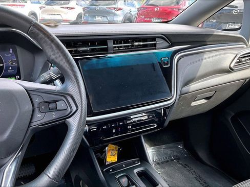 Used 2023 Chevrolet Bolt LT image 8