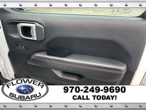 Used 2019 Jeep Wrangler Unlimited Rubicon image 12