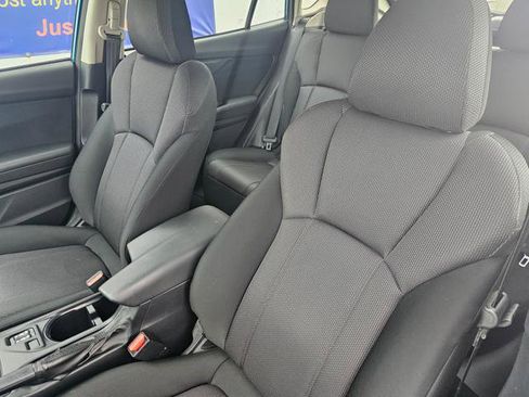 Used 2018 Subaru Impreza 2.0i Premium image 10