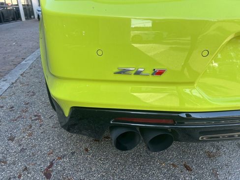 Used 2020 Chevrolet Camaro ZL1 image 5
