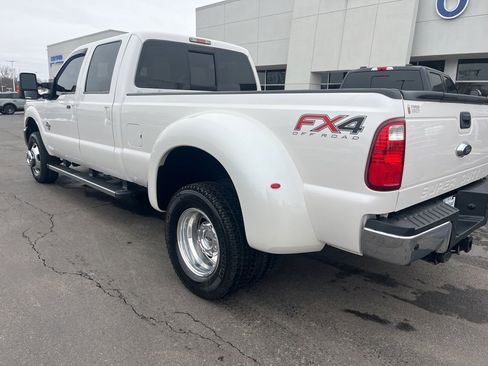 Used 2016 Ford F350 Lariat w/ Chrome Package image 3