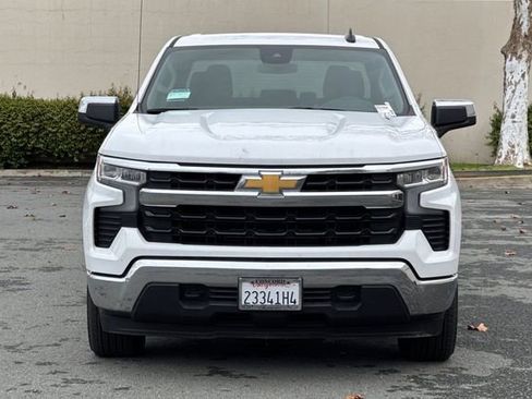 Used 2025 Chevrolet Silverado 1500 LT image 9
