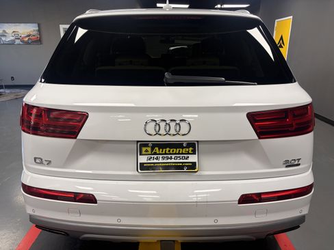 Used 2017 Audi Q7 3.0T Premium Plus AWD/4WD image 3