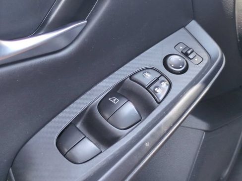Used 2022 Nissan Sentra SV FWD image 21
