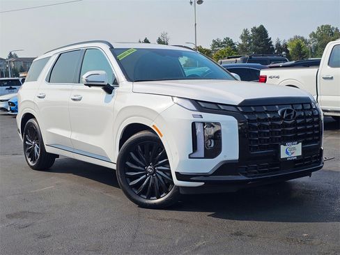 Used 2025 Hyundai Palisade Calligraphy image 1