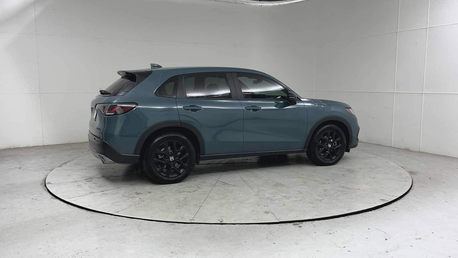 Used 2024 Honda HR-V Sport image 9