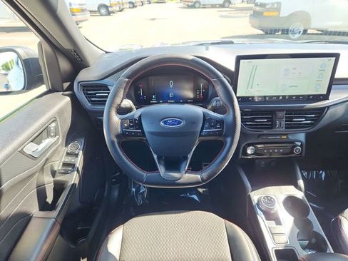 Used 2023 Ford Escape ST-Line w/ Tech Pack #1 AWD/4WD image 23