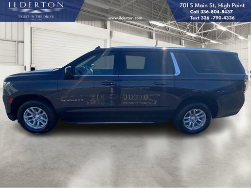 Used 2023 Chevrolet Suburban LT image 8