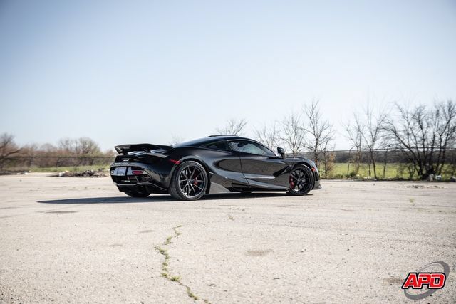 Used 2019 McLaren 720S RWD image 21