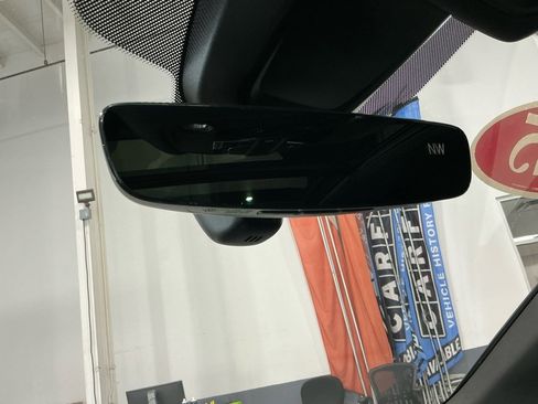 Used 2025 Audi Q5 2.0T Premium image 16