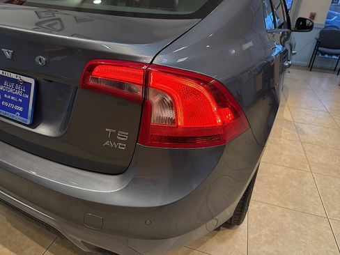 Used 2018 Volvo S60 T5 Dynamic w/ Vision Package image 6