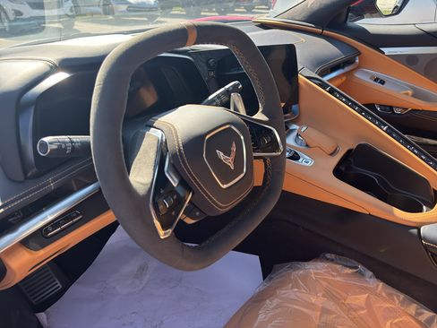 Used 2023 Chevrolet Corvette Stingray Premium Cpe w/ Z51 Performance Package image 7