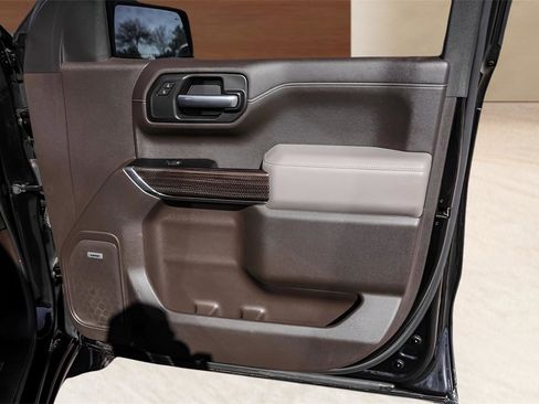 Used 2020 Chevrolet Silverado 1500 LT Trail Boss image 30