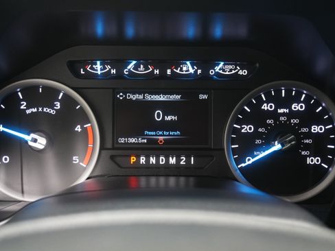 Used 2018 Ford F250 XLT AWD/4WD image 16