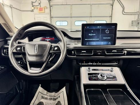 Used 2023 Lincoln Aviator AWD w/ Elements Package image 19