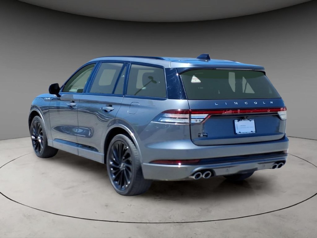 Certified 2025 Lincoln Aviator Reserve w/ Equipment Group 201A AWD/4WD image 5