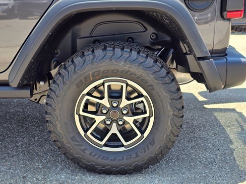 New 2026 Jeep Wrangler Unlimited Rubicon AWD/4WD image 10