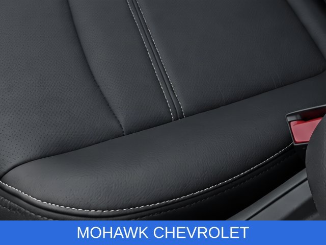 Used 2022 GMC Terrain Denali w/ Denali Premium Package AWD/4WD image 17