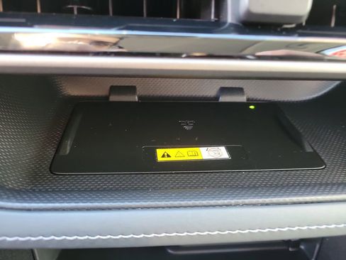 Used 2023 Toyota Highlander Limited image 23