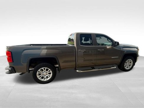 Used 2014 GMC Sierra 1500 SLE w/ SLE Value Package AWD/4WD image 4