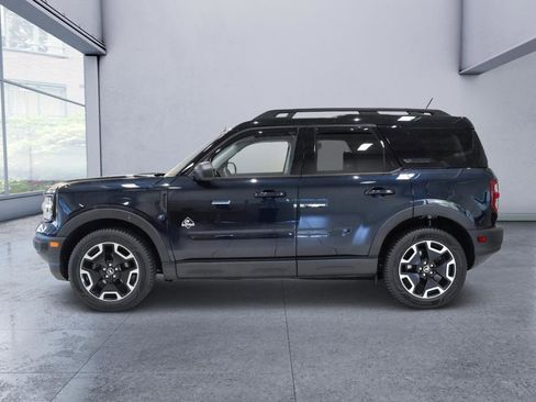 Used 2022 Ford Bronco Sport Outer Banks AWD/4WD image 2