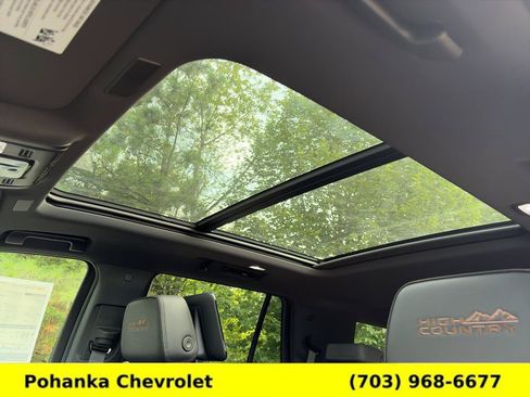 New 2026 Chevrolet Tahoe High Country AWD/4WD image 21